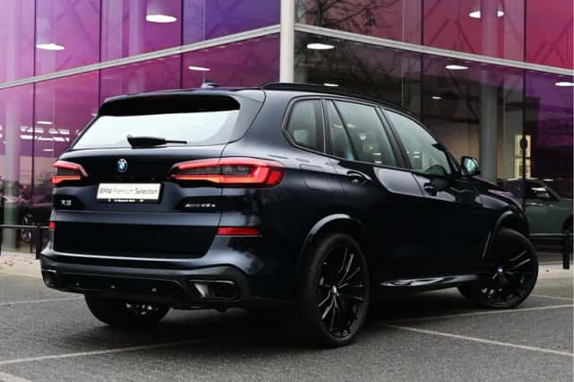 BMW X5 (2022) thumbnail 2