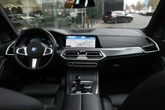 BMW X5 (2022) thumbnail 4