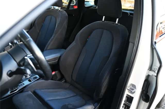 BMW X1 (2018) thumbnail 3