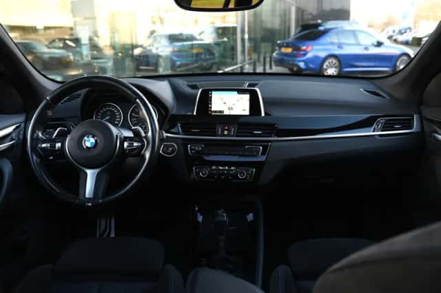 BMW X1 (2018) thumbnail 4
