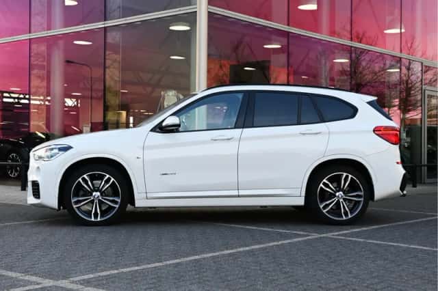 BMW X1 (2018) thumbnail 5