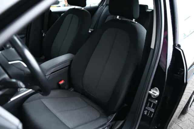 BMW 1-Serie (2021) thumbnail 3