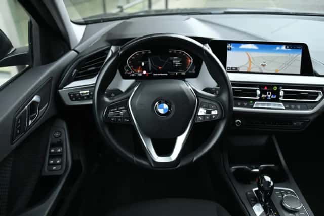 BMW 1-Serie (2021) thumbnail 6