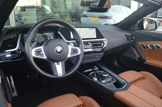 BMW Z4 (2022) thumbnail 2