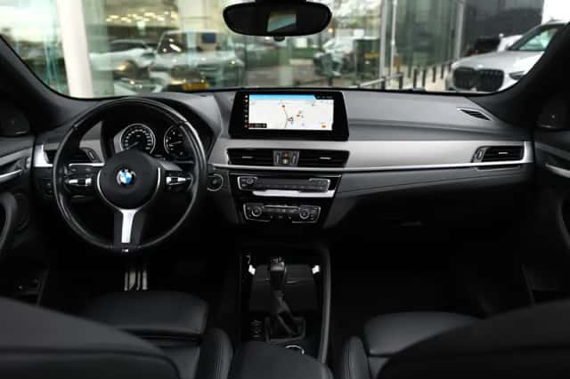 BMW X2 (2020) thumbnail 3