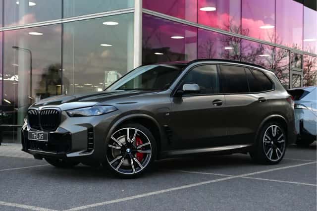 BMW X5 (2026) thumbnail 1