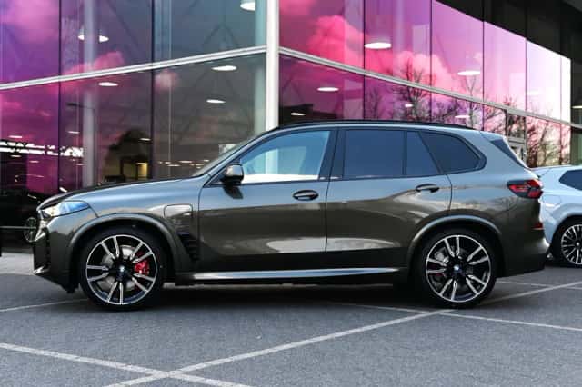BMW X5 (2026) thumbnail 5