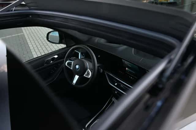 BMW X5 (2026) thumbnail 6