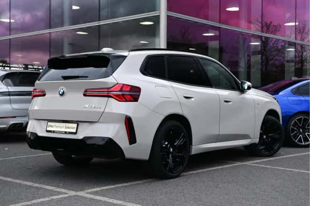 BMW X3 (2026) thumbnail 2