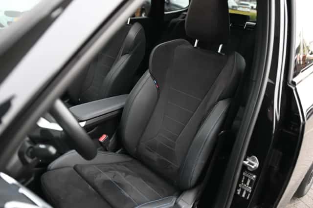 BMW X1 (2024) thumbnail 3