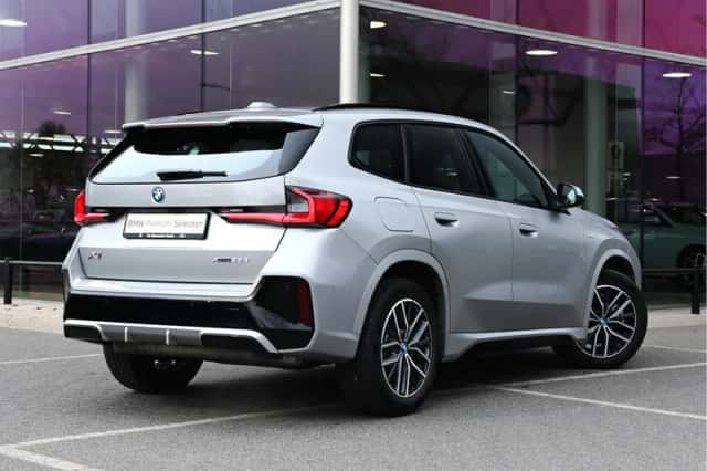 BMW X1 (2024) thumbnail 2