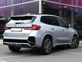 BMW X1 (2024) thumbnail 2