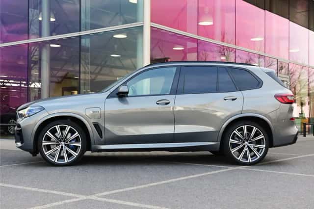 BMW X5 (2022) thumbnail 5