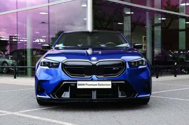 BMW M5 (2025) thumbnail 6
