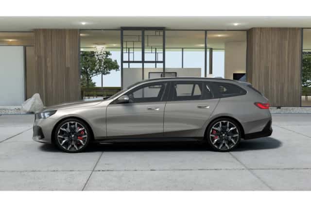 BMW i5 (2026) thumbnail 5