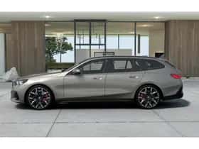 BMW i5 (2026) thumbnail 5