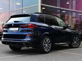 BMW X5 (2025) thumbnail 2