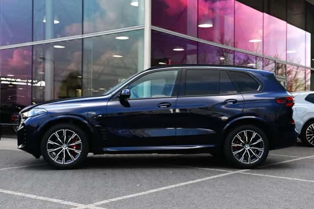 BMW X5 (2025) thumbnail 5
