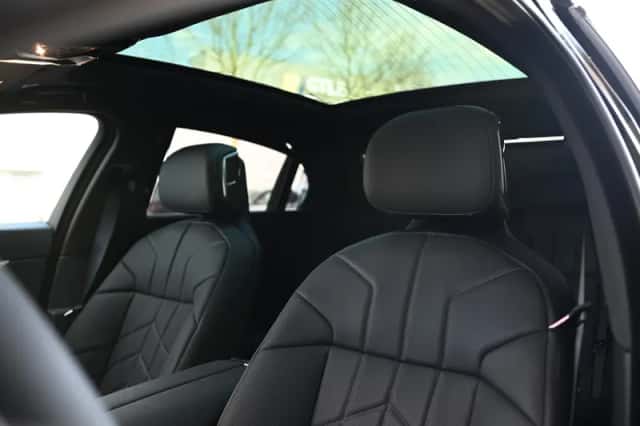 BMW i7 (2026) thumbnail 6