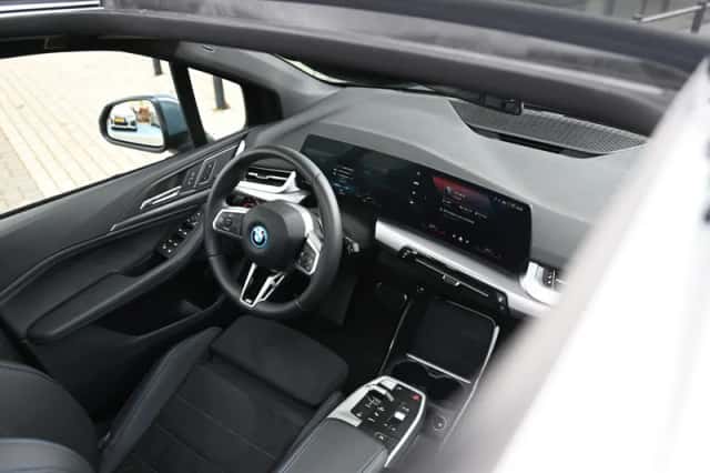 BMW 2-Serie (2025) thumbnail 6