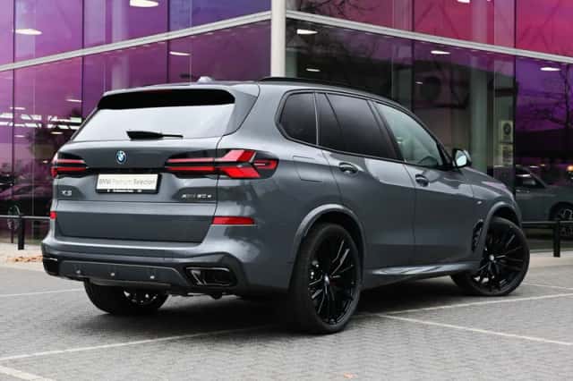BMW X5 (2026) thumbnail 2