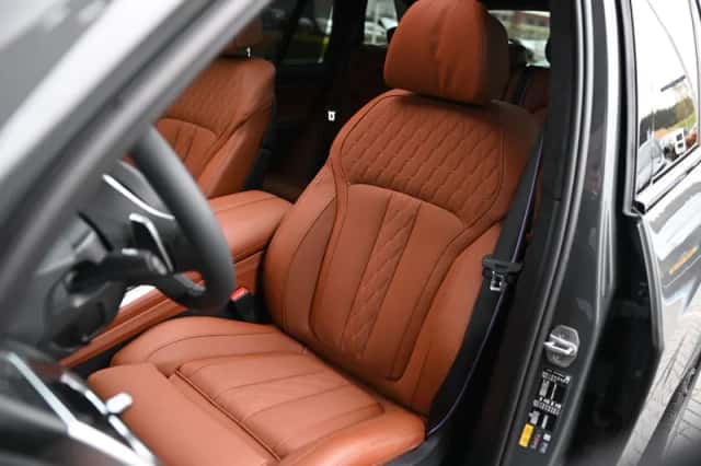 BMW X5 (2026) thumbnail 3
