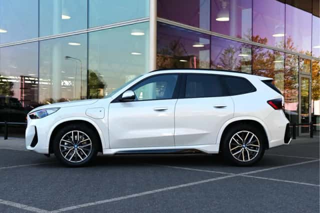 BMW X1 (2025) thumbnail 5