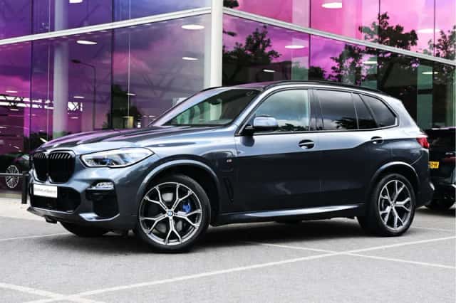 BMW X5 (2021) thumbnail 1
