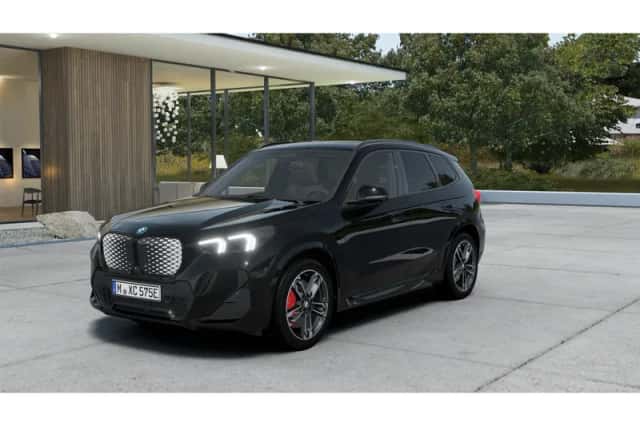 BMW iX1 (2026) thumbnail 1