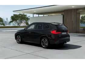 BMW iX1 (2026) thumbnail 2