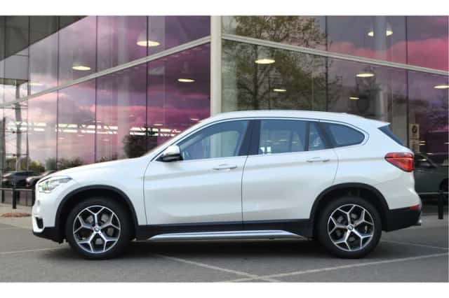 BMW X1 (2018) thumbnail 3