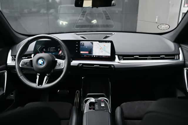 BMW X1 (2025) thumbnail 4