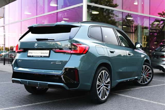 BMW X1 (2024) thumbnail 2
