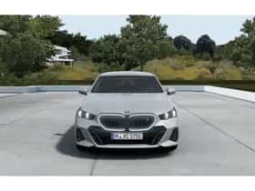 BMW i5 (2026) thumbnail 3
