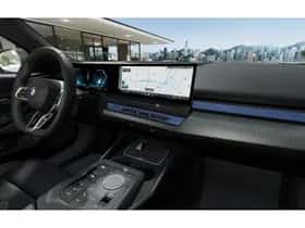 BMW i5 (2026) thumbnail 8
