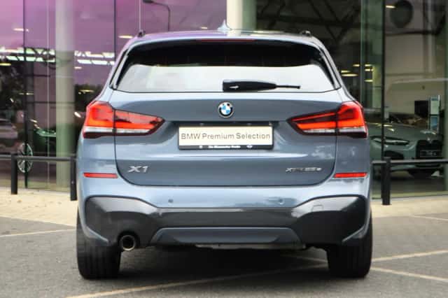 BMW X1 (2021) thumbnail 6