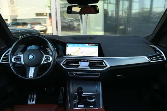 BMW X5 (2023) thumbnail 4