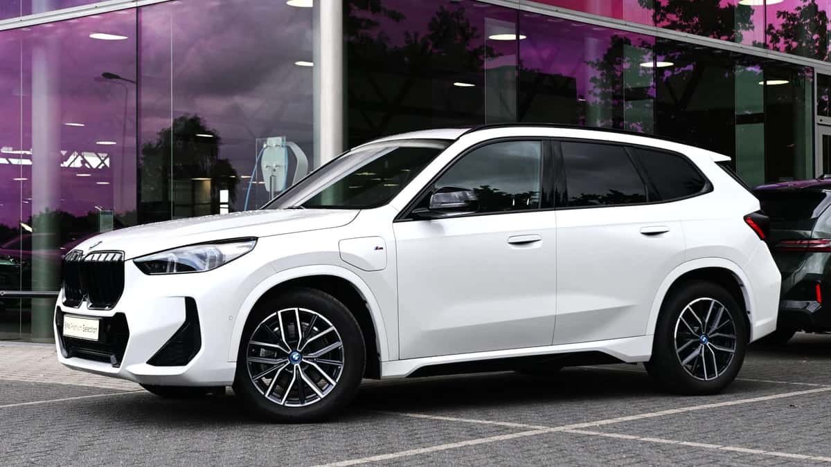 BMW X1 (2023) — foto 1