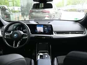 BMW X1 (2023) thumbnail 4