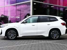 BMW X1 (2023) thumbnail 5