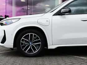 BMW X1 (2023) thumbnail 7