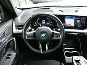 BMW X1 (2023) thumbnail 8