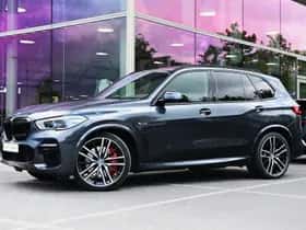BMW X5 (2022)