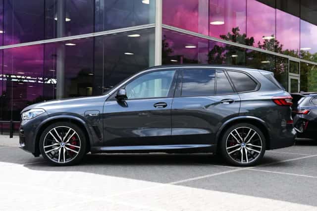 BMW X5 (2022) thumbnail 5