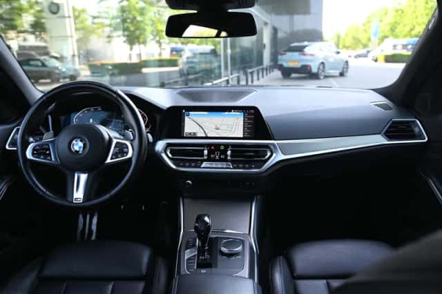 BMW 3-Serie (2021) thumbnail 4