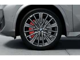 BMW iX1 (2026) thumbnail 6