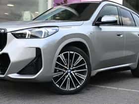 BMW X1 (2023) thumbnail 15