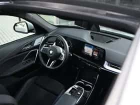 BMW X1 (2023) thumbnail 6