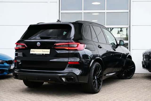 BMW X5 (2022) thumbnail 2