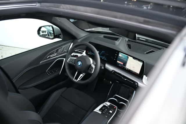 BMW X1 (2026) thumbnail 6